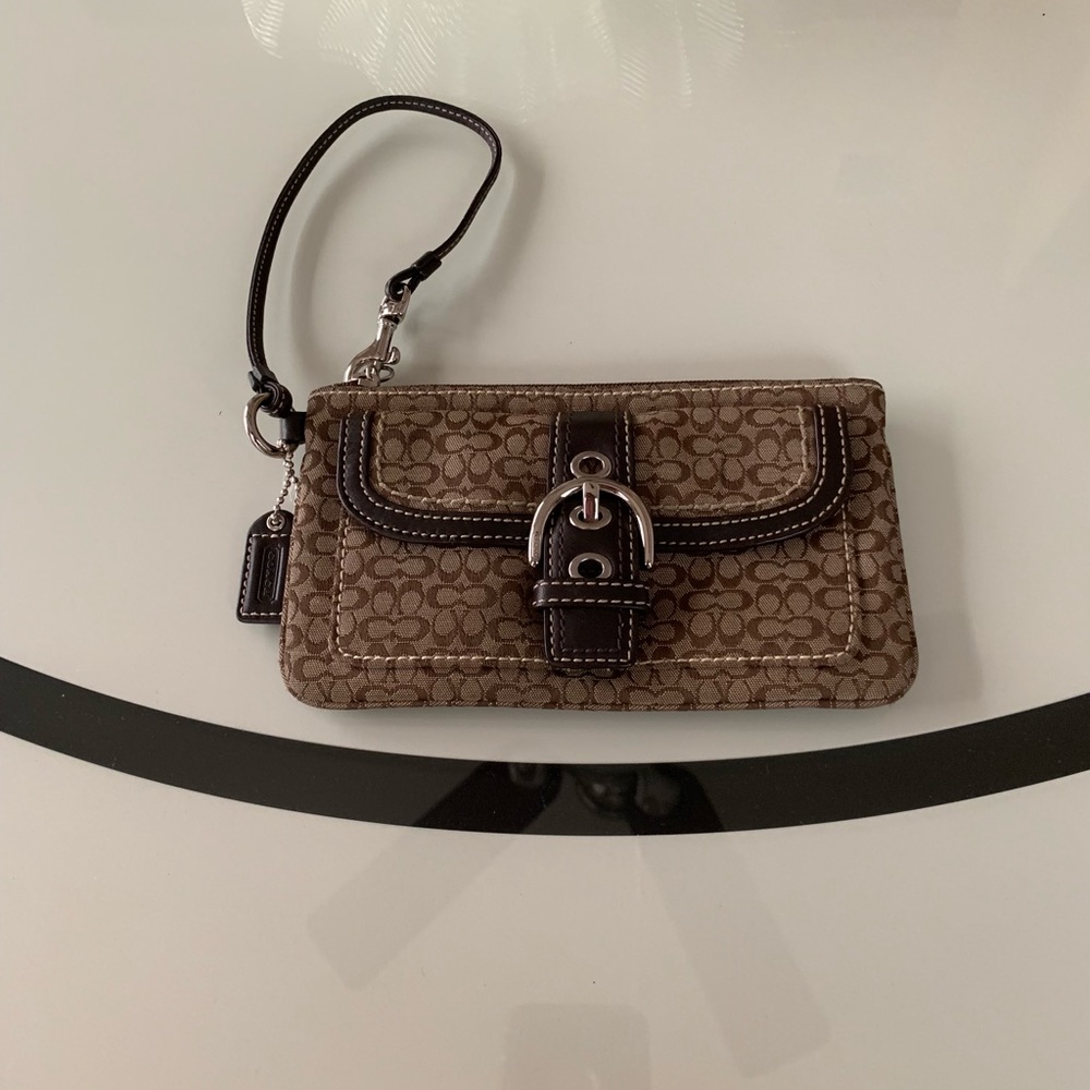 Coach Signature Wristlet Wallet Clutch Tan/Brown